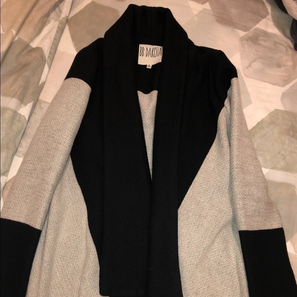 BB Dakota Sweater Jacket